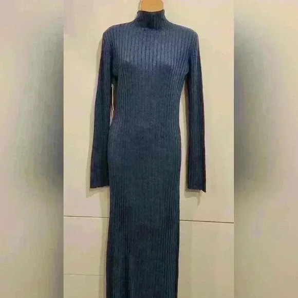 JustFab Woman's Mock Neck Midi Rib Dress in Stormy Grey Size Large - Picture 2 of 9